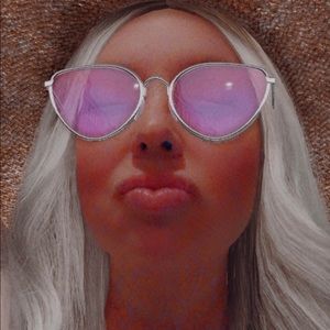 Meet your Posher, Vicki